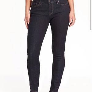 Old Navy Sweetheart Skinny Jeans